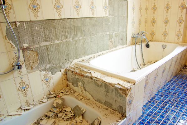 Bathtub Demolition in Canton